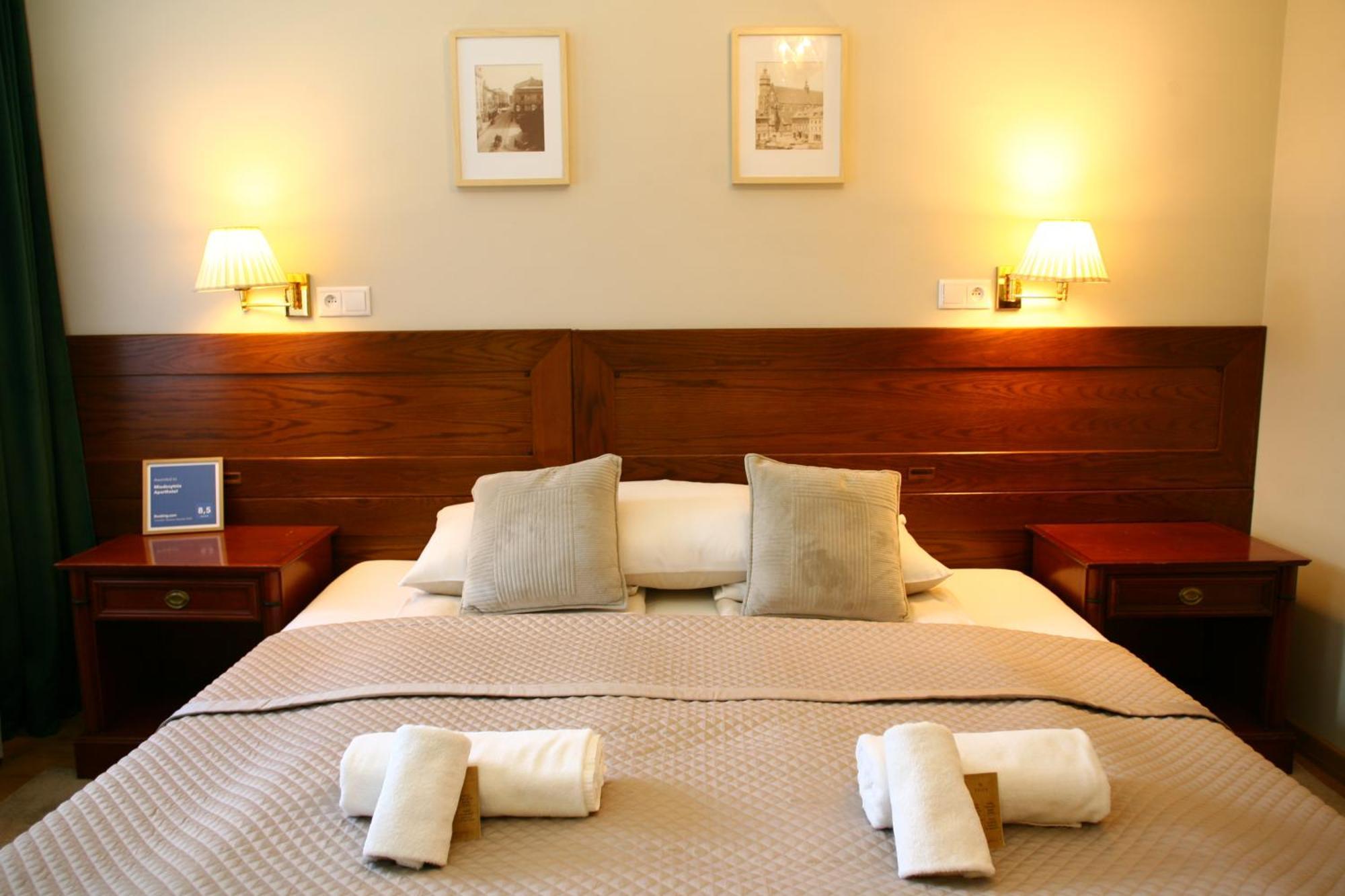 Miodosytnia Aparthotel 3*